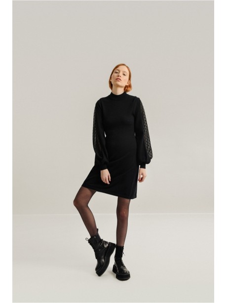 VESTIDO DE MANGA LARGA DE OBISPO Y TRANSPARENCIA