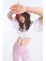CAMISETA EN TEJIDO BRILLANTE CON ESTAMPADO