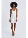 VESTIDO LENCERO DE TIRANTES CON ENCAJE